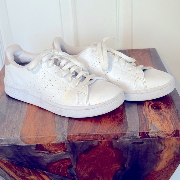 adidas Shoes - Women’s Adidas Size 8 White